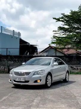 Toyota Camry V AT 2007
km 140rb