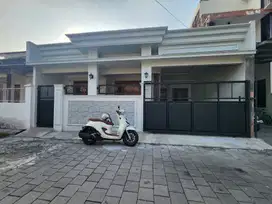 Dijual Rumah baru unit ready jln mangesti raya gentan solo 875jt