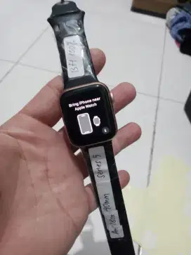 Second Apple Iwatch series 5 40mm resmi Ibox mulus Batangan no minus
