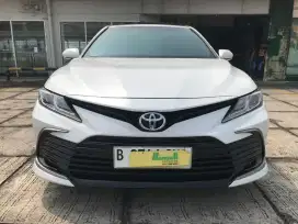 KM 35rb, Toyota Camry V 2.5 At 2021/2022/2023 Putih