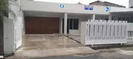 DISEWAKAN RUMAH SIAP HUNI BARU RENOVASI BUAH BATU BANDUNG