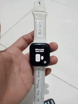 Second Apple Iwatch series 6 44mm resmi Ibox mulus Batangn normal jaya