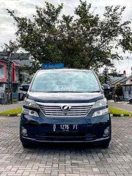 Toyota Vellfire ZG Premium Sound 2010 antik
km 160rb