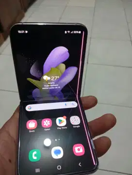 SAMSUNG Z FLIP 4 RAM 8/128 GB ORIGINAL SEIN SAMSUNG INDONESIA