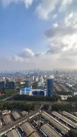 Apartemen Nyaman Di Tower Azzure Menara Jakarta