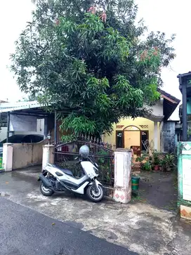 Rumah Luas di Ambarketawang dekat Kampus UMY