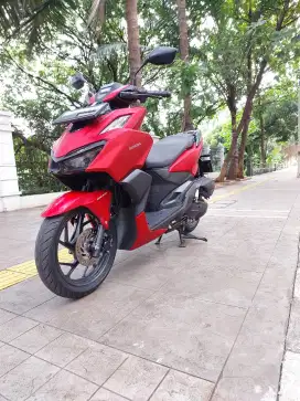 CASH KREDIT DP MINIM 1.500 HONDA VARIO KEYLESS 160 CBS ISS THN 2023