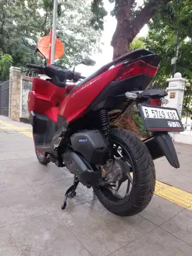 CASH KREDIT DP MINIM 1.500 HONDA VARIO KEYLESS 160 CBS ISS THN 2023