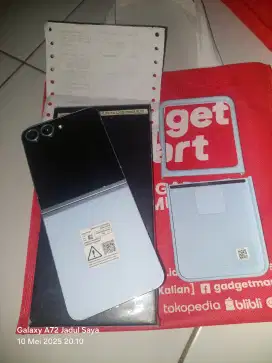 Samsung flip,6,,8+8/256,,garansi panjang,harga beli,18jt,