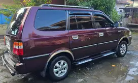 Toyota Kijang 2004 Bensin