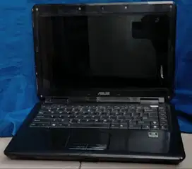 Jual Laptop ASUS K40I Windows 8 Pro RAM 4GB