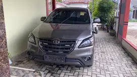 Jual beli mobil bekas