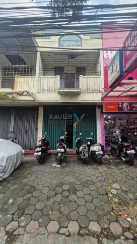 Ruko strategis 2 lantai poros jalan borobudur blimbing malang