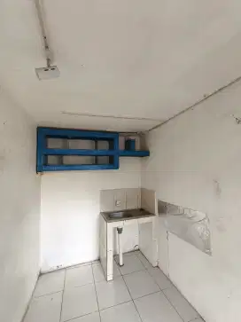 Disewakan ruko pinggir jalan antasari