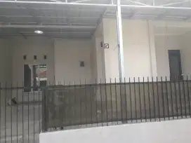 Disewakan rumah untuk kantor atau rmh tangga