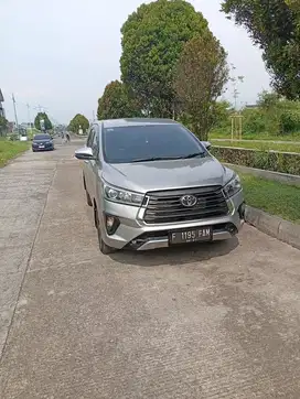 Toyota Kijang Innova V diesel 2022
