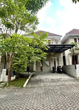 Rumah 2 Lantai Keren di Citra Grand Mutiara