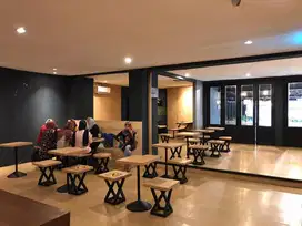 Disewakan Bangunan Komersil Strategis – Cocok untuk Coffee Shop!
