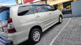 innova Diesel V matic 2014