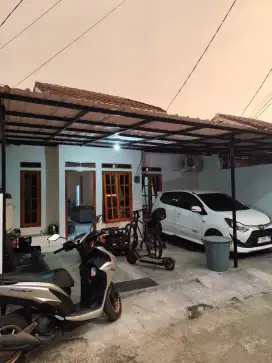 Rumah grande Aryana rapi 1 lantai siap huni dekat fasilitas