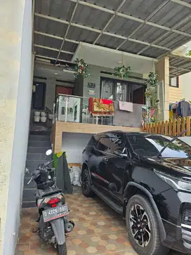 Disewakan Murah Tahunan Rumah mewah Fullfurnish 3 kamar tidur