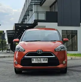 Toyota Sienta V AT 2017