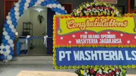 Paket lengkap dekorasi grand opening balon rangkaian bunga Situbondo