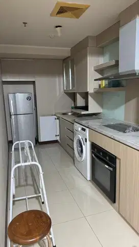 Dijual Apartemen 2BR Fully Furnished – Waterplace Tower E