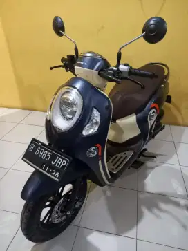 Scoopy  km rendah