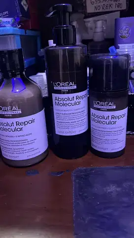 Dibutuhkan stylish, capster/terapyst salon yg berpengalaman