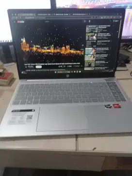 hp 15 amd ryzen 7 7730u layar 15inch