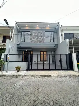 Baru Gress! Rumah Klampis Semolo Barat