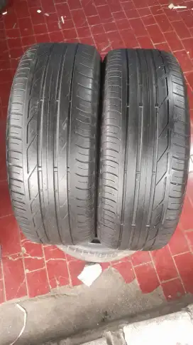 Ban copotan BMW X1 Bridgestoen turanza T001 RFT 225/50 R18 80%.2pcs