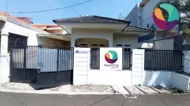 Disewakan Rumah 1 lantai Asri di Cipinang