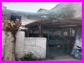 dhyana Rumah Lama ukuran 6x15m di Komplek Taman Harapan Indah