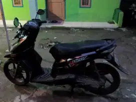 Jual motor beat karbu 2011