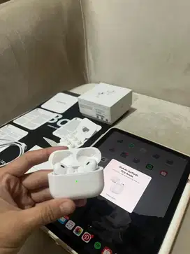 Airpods Pro Gen 2 + Magsafe battery pack