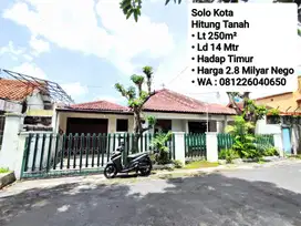 Jual Rumah Lama Area Solo Kota, Dekat Paragon Mall, SGM, Stadion
