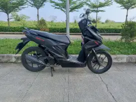 Beat Deluxe CBS ISS THN 2024 Ss lengkap faktur ada km 13rb gres