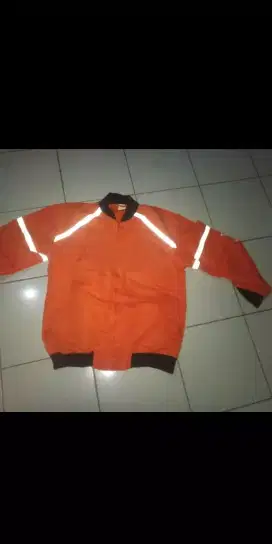 Jaket untuk berkendara motor