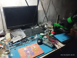 Service Handphone and Laptop