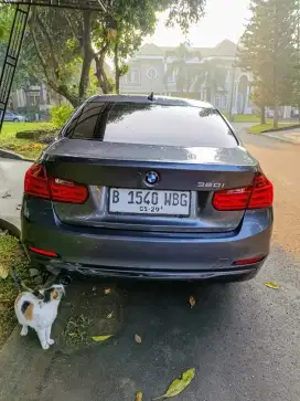 BMW 320i F30 2015