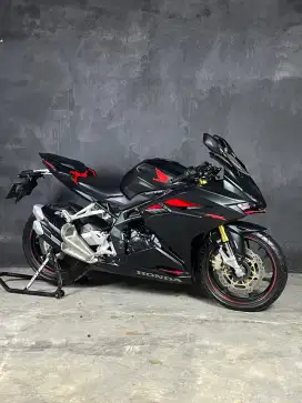 CBR 250RR ABS KM ANTIK