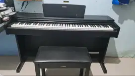 Piano Digital Yamaha YDP 143