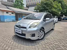 [OLX Mobbi] Toyota Yaris Abu 1.5 E Bensin-AT 2013 SMM
