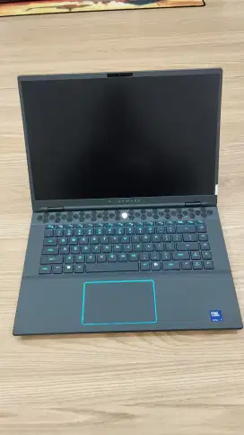 Alienware M16 Intel Ultra 7 155H 32GB 2TB RTX4070-8GB 16.0 WQXGA 240HZ