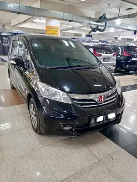Honda Freed PSD 2013 Ac Double Servis Record Mobil Sangat Terawat