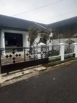 Dijual Rumah Huni 2 Kamar Daerah Antapani, Bandung