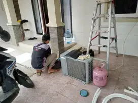 SERVICE AC BONGKAR PASANG AC