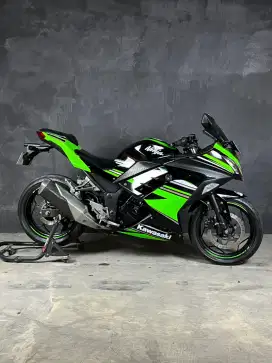 NINJA 250 FI SE KRT LOW KM